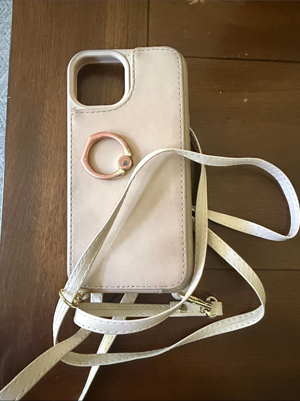 IPhone 14- phone case/headphones - Picture 9 of 11